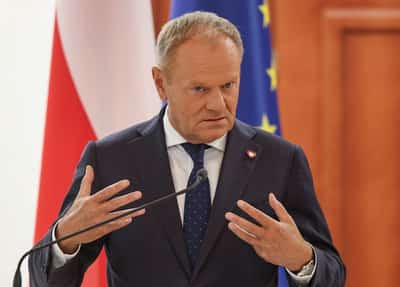 Image for Poland arrests Belarusian spy, will expel diplomat, PM says