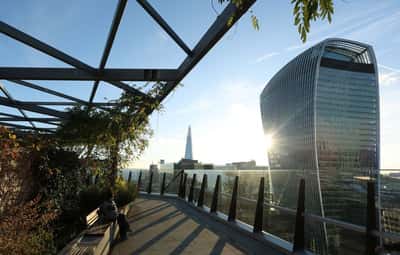 Image for London reclaims top European tech spot from Paris, Dealroom says