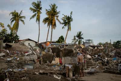 Image for As Typhoon Kalmaegi wreaks havoc in Southeast Asia, scientists say rising temperatures are to blame