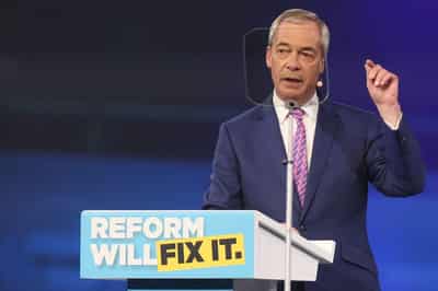 Image for Britain's Reform party unveils 'Britannia Card' to lure back wealthy migrants