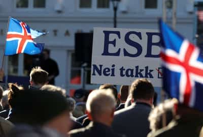 Image for Poll finds Icelandic voters swing to narrowly opposing EU membership