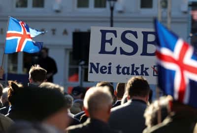 Image for Poll finds Icelandic voters swing to narrowly opposing EU membership
