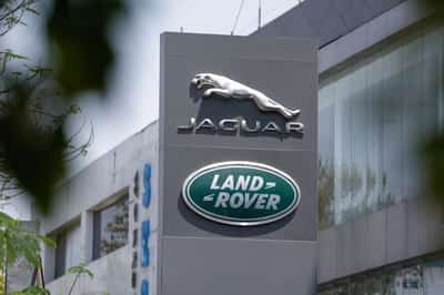 Image for Britain's JLR posts higher sequential sales in fourth quarter as production normalises