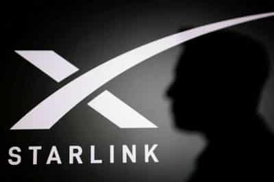 Image for Ukraine awards Musk high state honour as it seeks to use Starlink more