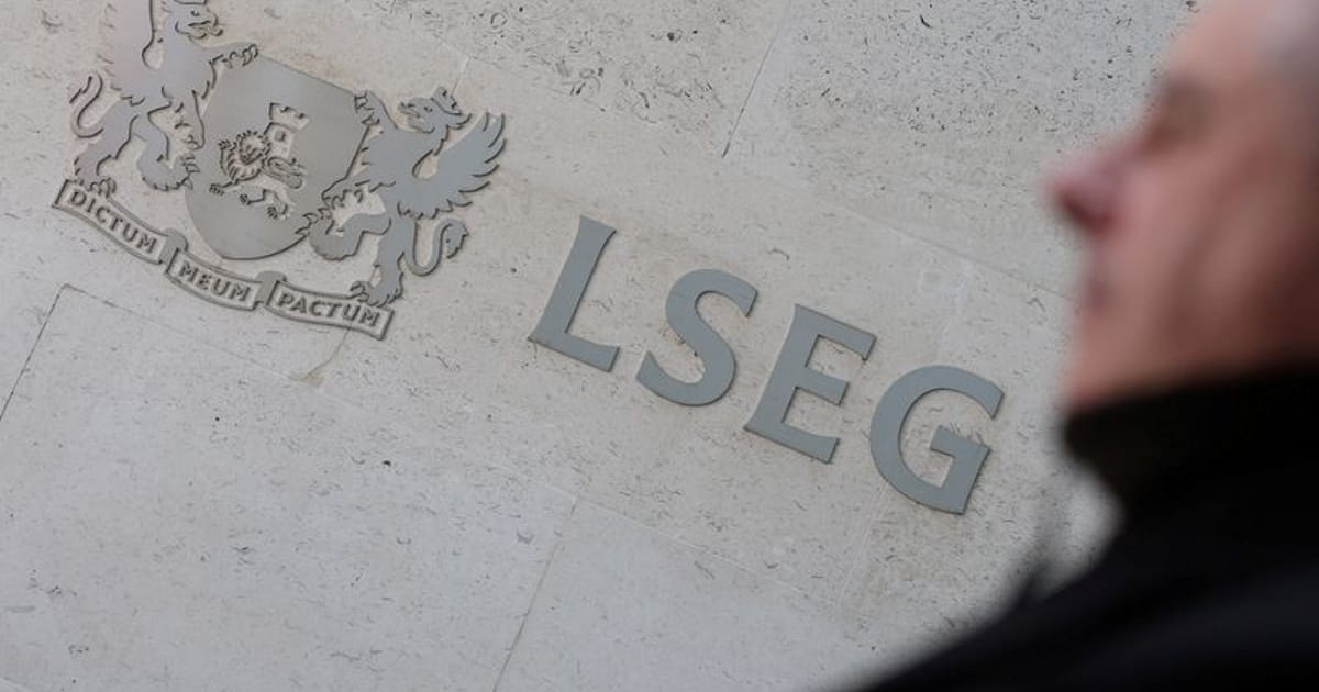 FTSE 100 Rises on Middle East Ceasefire Hopes and Steady UK Inflation