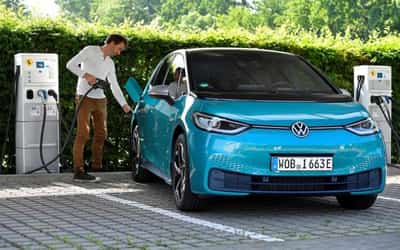 Image for Volkswagen, BP could expand e-car charging alliance to other regions
