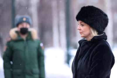 Image for UK foreign minister to visit Ukraine, tells Russia to end military buildup