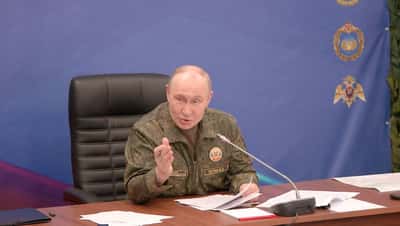 Image for Russia says Ukraine rejects local ceasefire for handover of soldiers' bodies