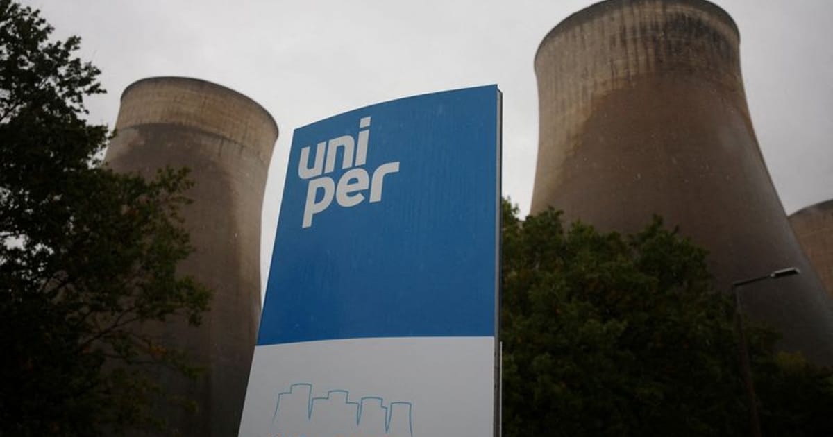 Exclusive-Potential Uniper buyers include Canada's CPPIB, Czech EPH, sources say
