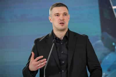 Image for Kremlin says ousted Ukrainian minister's call for elections shows splits in Kyiv