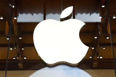 Image for Apple and Amazon face revived UK consumer lawsuit over product sales