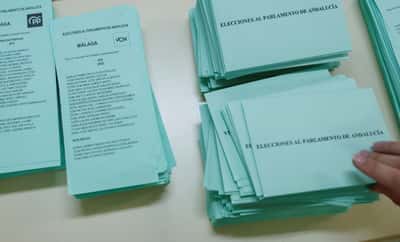 Image for Conservatives win election in Spain's Andalusia, but need far right to govern