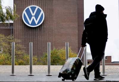 Image for VW union proposes $1.6 billion of cuts, but no plant closures