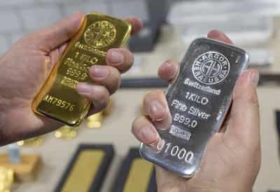 Image for Morning Bid: Metals get a lot less precious as positions squeezed