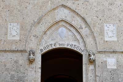 Image for Italy to handle Monte Paschi stake without interfering with M&A moves