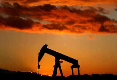Image for Oil slides after France and Iran say closer to a nuclear deal