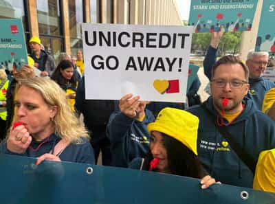 Image for UniCredit plans unviable while Berlin retains stake, government sources say