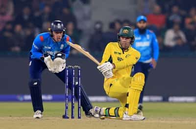 Image for Cricket-Inglis sinks England, Australia clinch Champions Trophy thriller