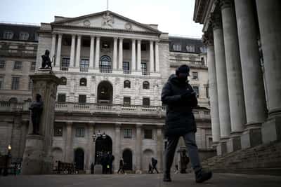 Image for Bank of England votes 7-2 to keep rates at 3.75%