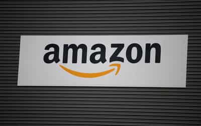 Image for Italian unions agree workers' rights deal with Amazon