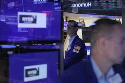 Image for Stocks seesaw, oil up as investors await jobs report