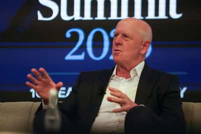 Image for Goldman CEO urges Europe to review 'overbearing' regulations in French opinion piece