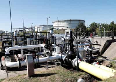 Image for Ukraine accepts EU offer to help restore Druzhba pipeline