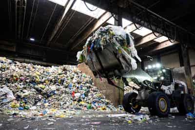 Image for Plastic pollution talks go into overtime as countries push for late breakthrough