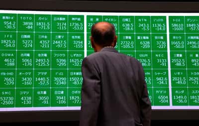 Image for Stocks drop as AI rally pauses, US-Iran peace talks stall