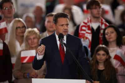 Image for Poland set for knife-edge presidential runoff as far right surges