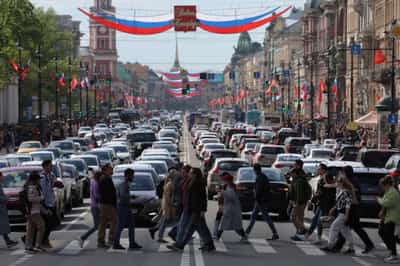 Image for Russian services activity shrinks for third month running in Dec -PMI