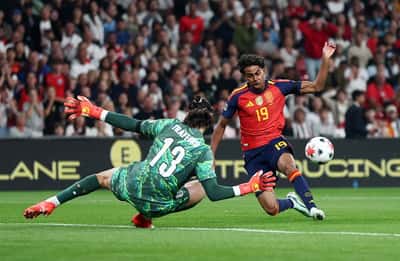 Image for Soccer-World champions Spain punish England errors to win Nations League thriller at Wembley