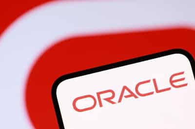Image for Analysis-Oracle Corp goes for high-stakes ratings gamble in AI strategy
