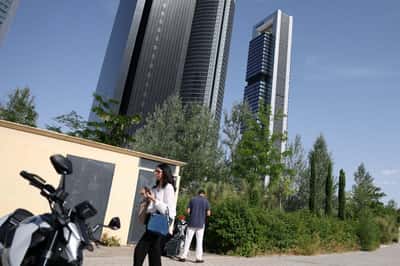 Image for Madrid skyscraper fire is under control, police say