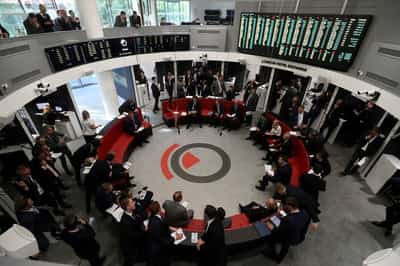 Image for London Metal Exchange resumes trade after one-hour delay
