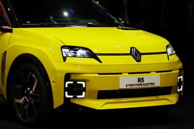 Image for Renault unveils new R5 as it taps past success for electric future