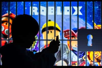 Image for Russia lifts Roblox ban, Interfax reports
