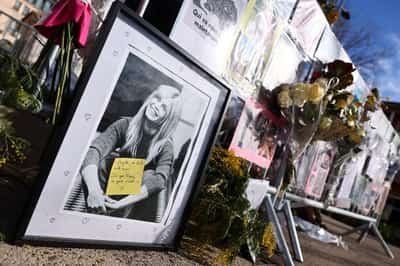 Image for Crowds pay tribute as late French cinema star Brigitte Bardot is buried in Saint-Tropez