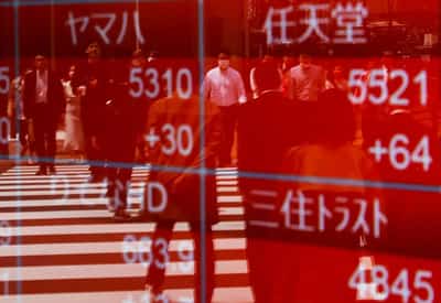 Image for European stocks climb as yen slumps to one-year low
