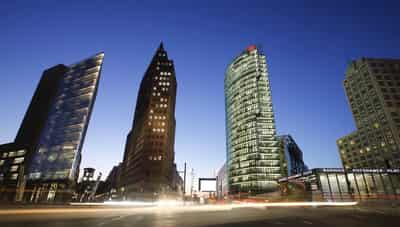 Image for German investor morale declines unexpectedly in November, ZEW finds