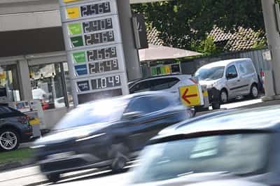 Image for Germany's Merz promises relief plan 'soon' as pump prices hit record
