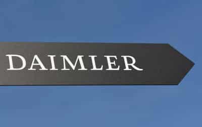 Image for Daimler to keep 35% stake as trucks business goes solo