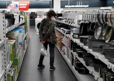 Image for Euro zone business activity falls sharply in November, survey shows
