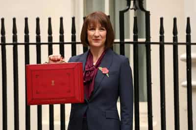 Image for Inflation-boosting UK budget hits bets on Bank of England rate cuts