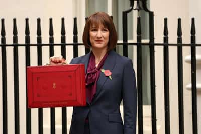 Image for Inflation-boosting UK budget hits bets on Bank of England rate cuts