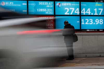 Image for World stocks near record high, U.S. bond yields near 1-month low