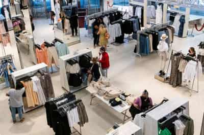 Image for U.S. consumer confidence holds steady; housing showing strain as prices surge