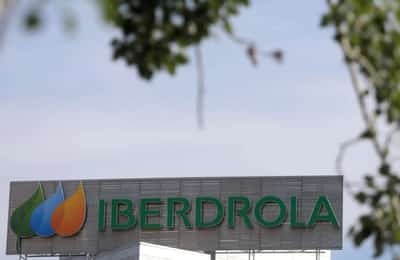 Image for Iberdrola hires Barclays to sell stake in Spanish renewable portfolio, Expansion says