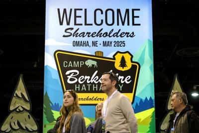 Image for Buffett to step down as Berkshire CEO after 60 years at helm, passes baton to Abel