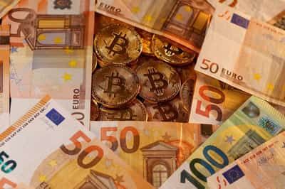 Image for ECB hopes to launch digital euro pilot in 2027
